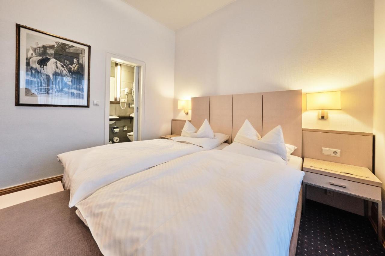 Hotel Haus Berlin Бонн Екстер'єр фото