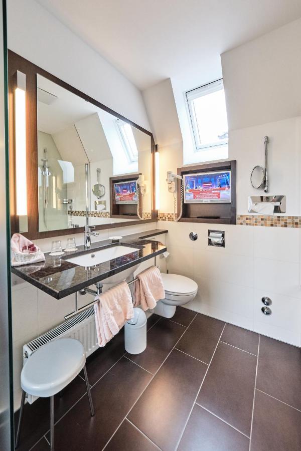Hotel Haus Berlin Бонн Екстер'єр фото